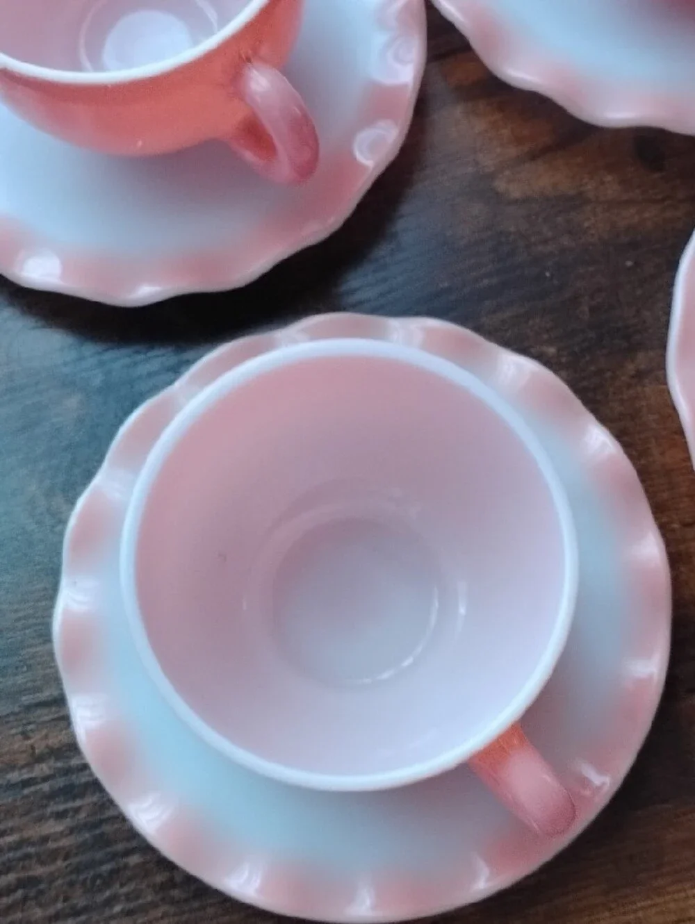 Hazel Atlas Rippled Saucers With Pink Cups